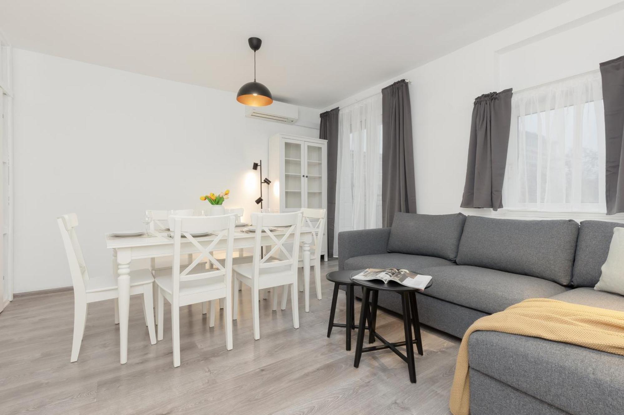 Center By Renters Apartment Warschau