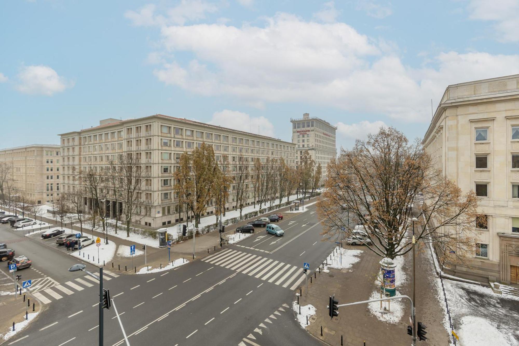 Apartment Center By Renters